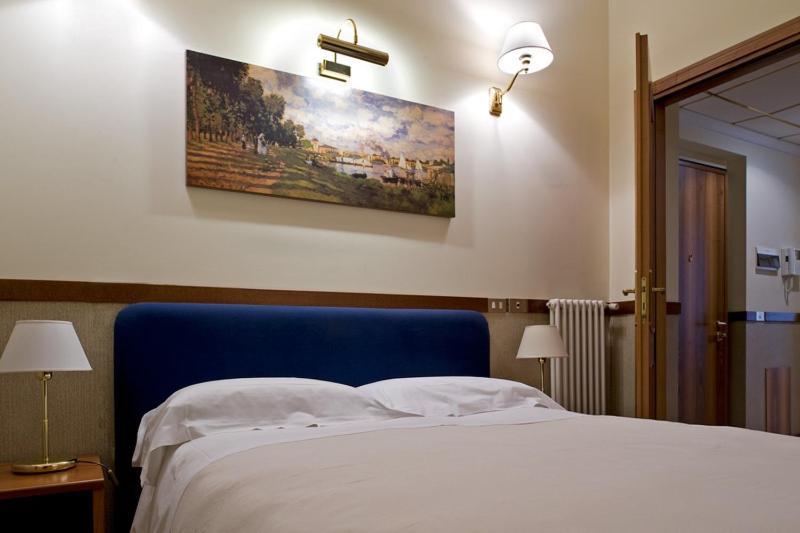 Cerva Fashion District Apartment Milaan Buitenkant foto